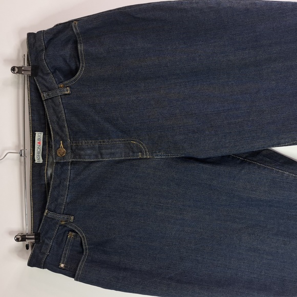 Fashion🔺️Bug Moderately Curvy Dark Wash Wide Leg Blue Jeans Size 22W - Picture 4 of 17